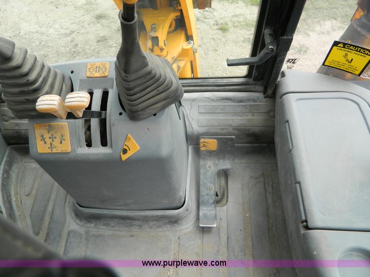 image for item K8101 1998 JCB 214 Series 3 backhoe