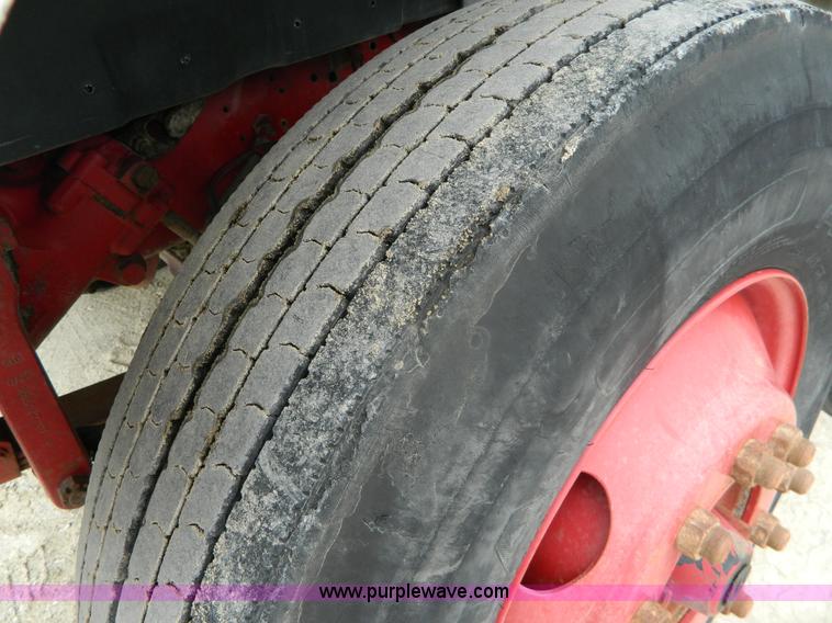 image for item K8102 1999 International 4900 flatbed dump truck