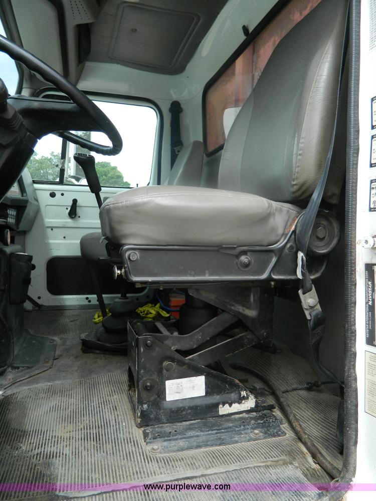 image for item K8102 1999 International 4900 flatbed dump truck