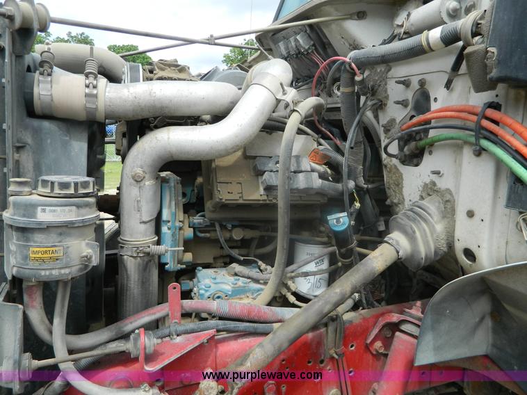 image for item K8102 1999 International 4900 flatbed dump truck