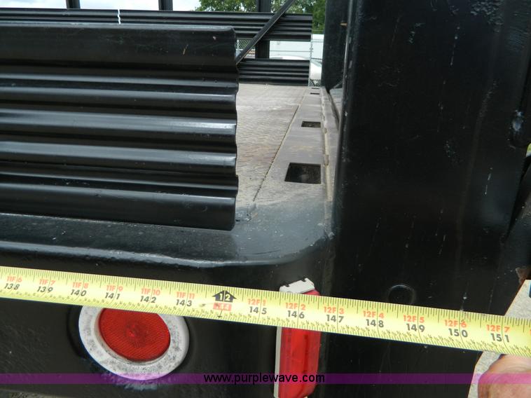 image for item K8103 2001 Ford F450 Super Duty flatbed truck