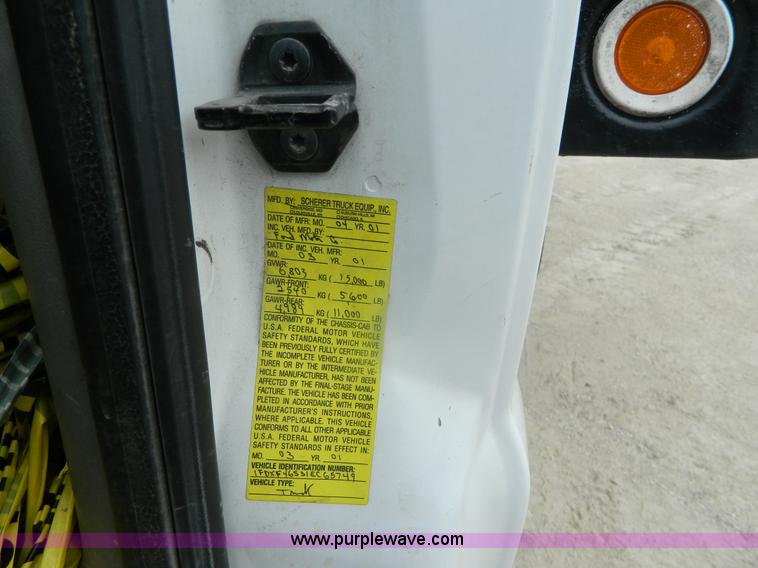 image for item K8103 2001 Ford F450 Super Duty flatbed truck