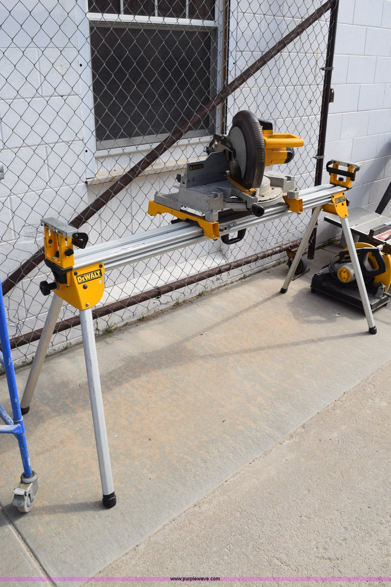 Dewalt 705 compound miter saw in Salina, KS | Item AX9815 sold | Purple ...