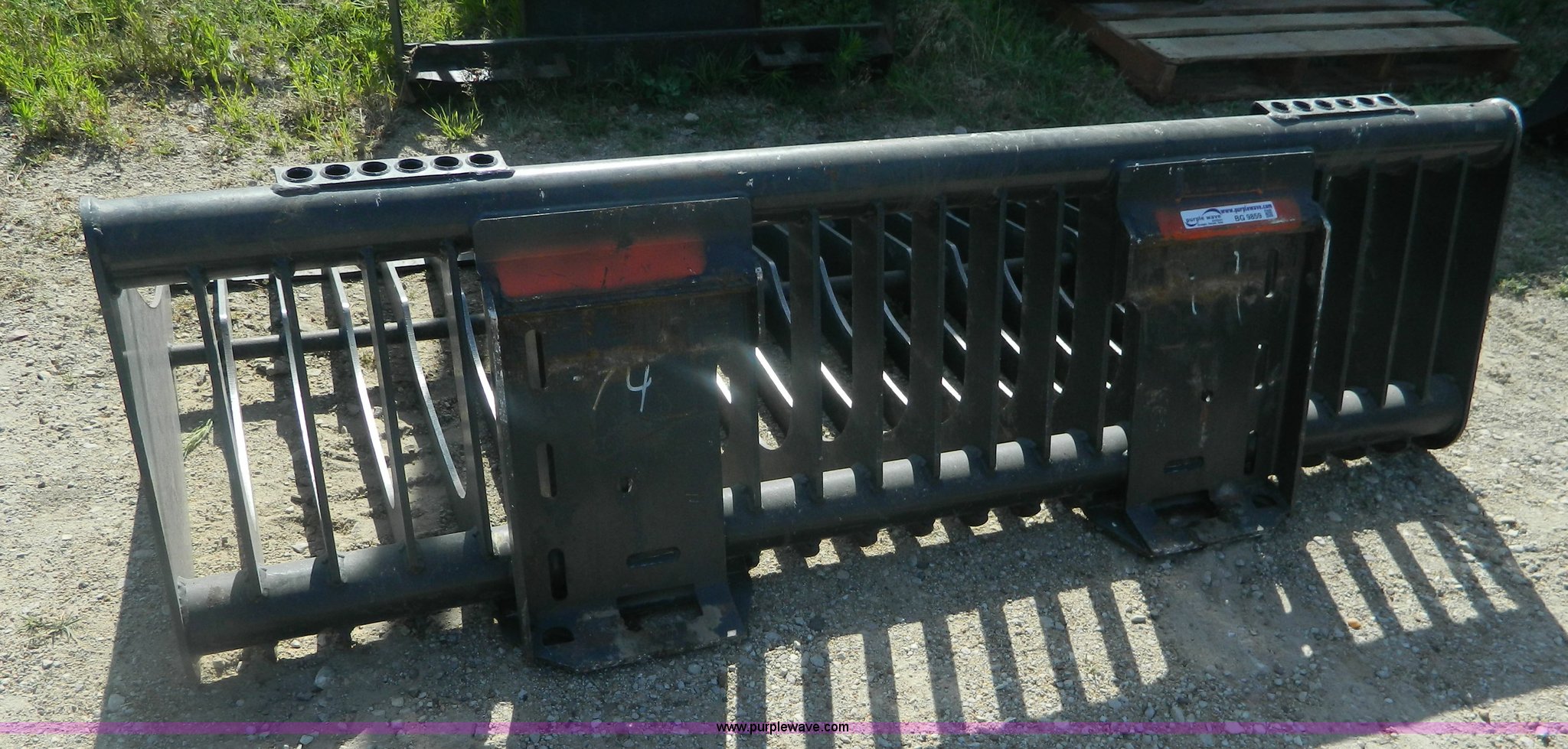 Bobcat rock bucket in Salina, KS Item BG9859 sold Purple Wave