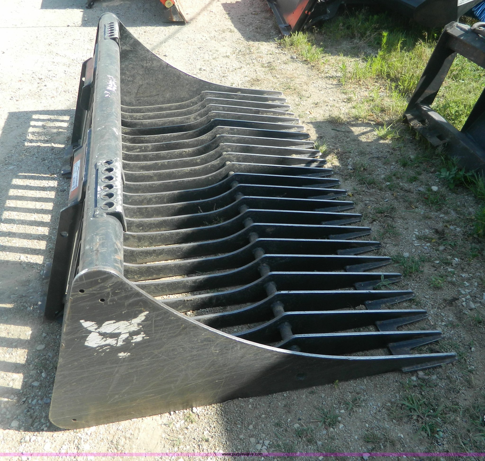 Bobcat rock bucket in Salina, KS Item BG9859 sold Purple Wave