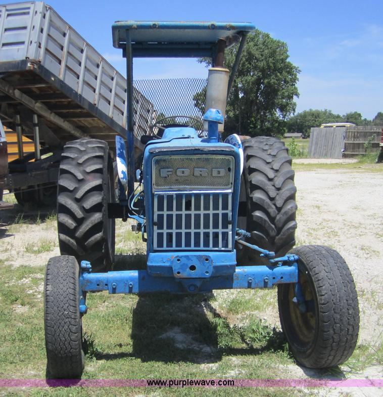 image for item AC9282 Ford 4000 tractor