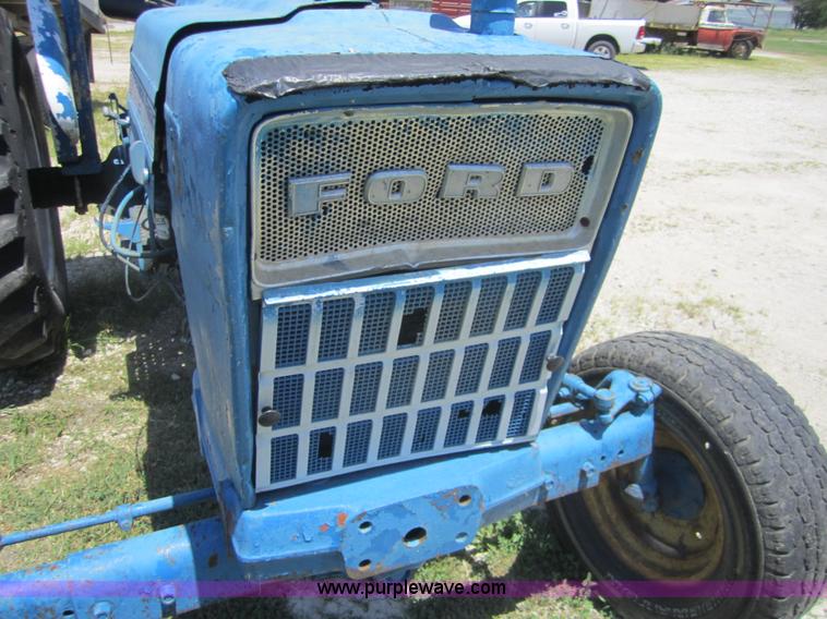 image for item AC9282 Ford 4000 tractor