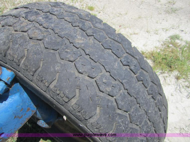 image for item AC9282 Ford 4000 tractor