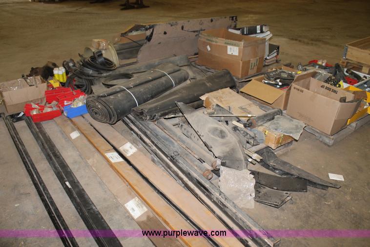 image for item AO9551 Assorted MacDon parts