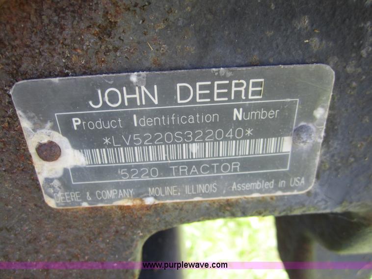 image for item BA9250 2003 John Deere 5220 tractor