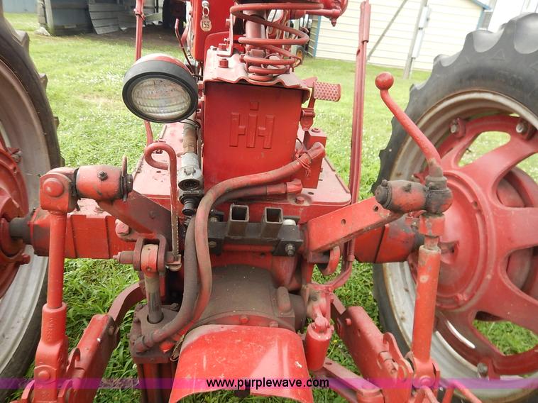 image for item BC9340 1958 Farmall 350 row crop tractor