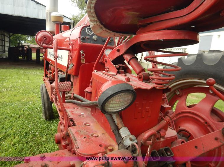 image for item BC9340 1958 Farmall 350 row crop tractor