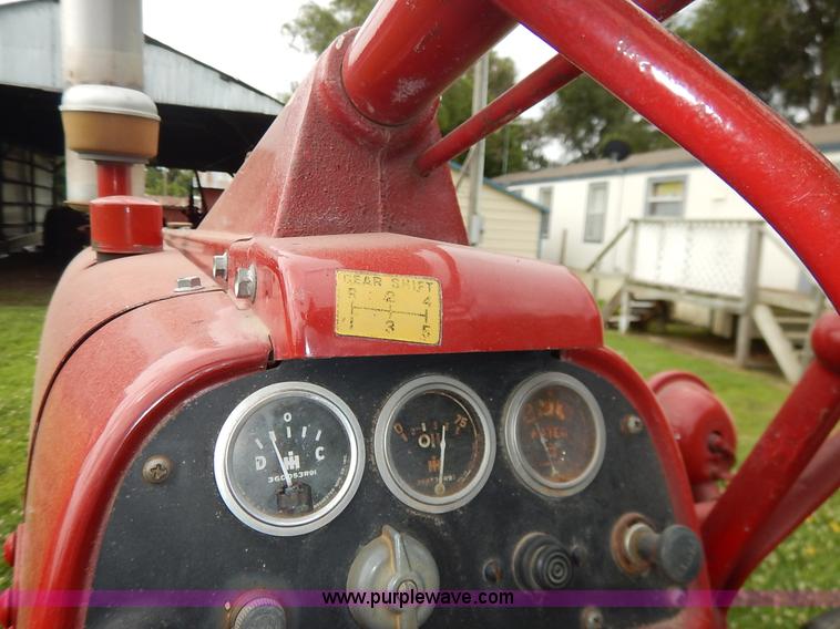 image for item BC9340 1958 Farmall 350 row crop tractor