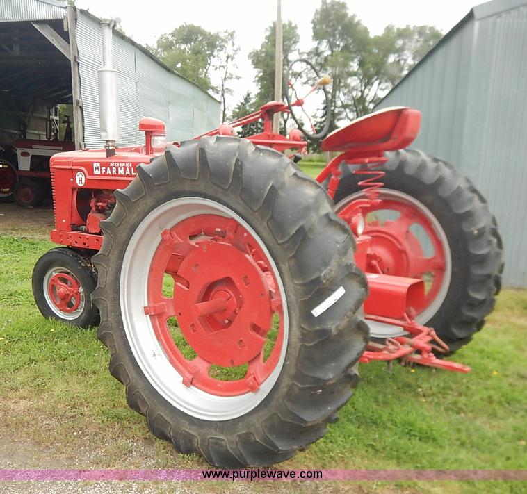 image for item BC9342 Farmall Super H tractor