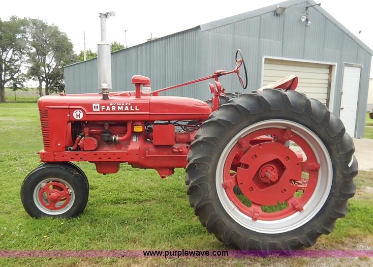 image for item BC9342 Farmall Super H tractor