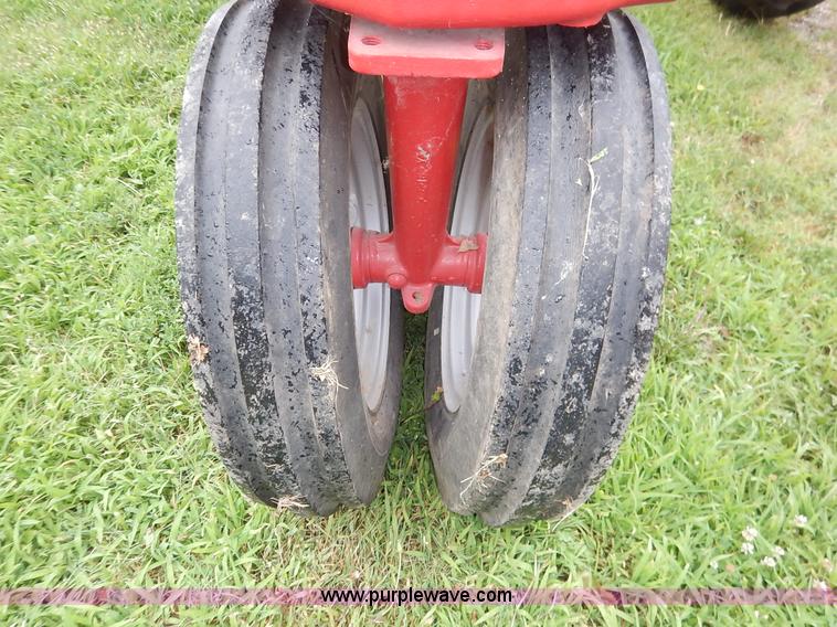 image for item BC9342 Farmall Super H tractor