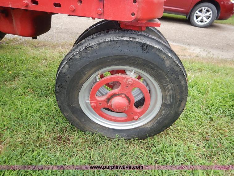 image for item BC9342 Farmall Super H tractor