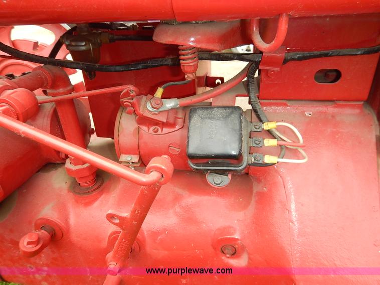 image for item BC9342 Farmall Super H tractor