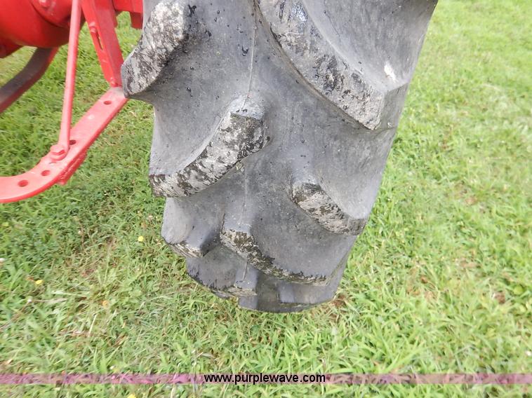 image for item BC9342 Farmall Super H tractor