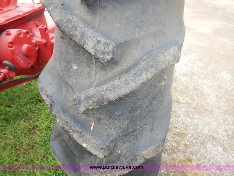 image for item BC9342 Farmall Super H tractor