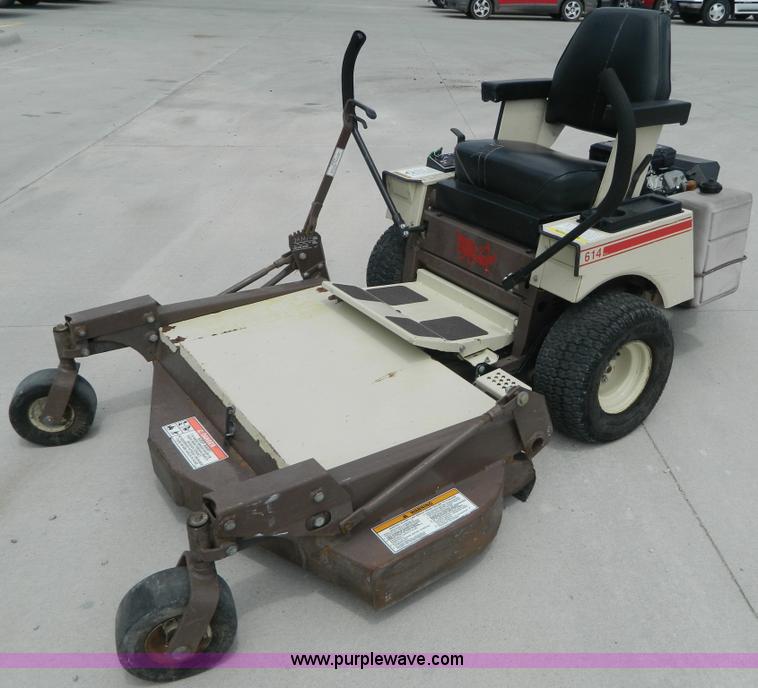 image for item BJ9066 Grasshopper 614 ZTR lawn mower