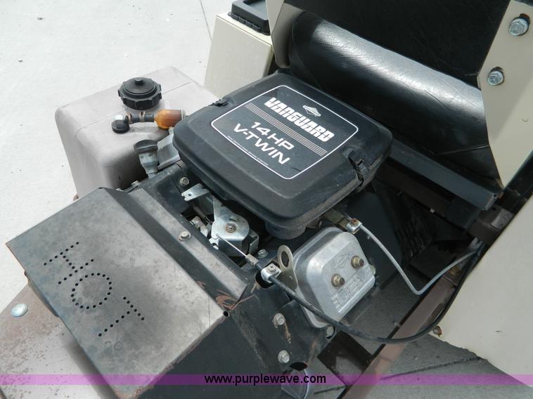 image for item BJ9066 Grasshopper 614 ZTR lawn mower