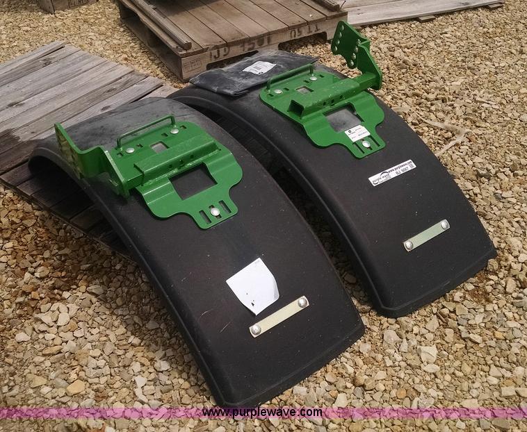 image for item BJ9067 (2) John Deere fenders