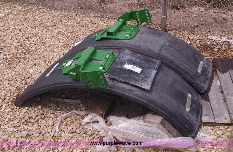 image for item BJ9067 (2) John Deere fenders