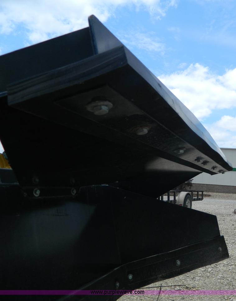 image for item BJ9071 John Deere MS72 material scraper