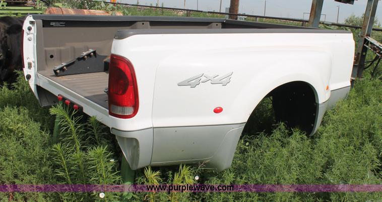 image for item BJ9498 Ford F350 pickup truck bed