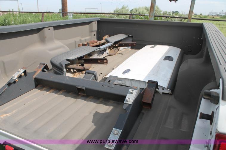 image for item BJ9498 Ford F350 pickup truck bed