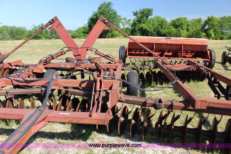 image for item BR9446 International 496 disk