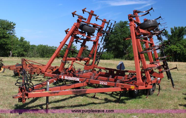 image for item BR9449 Hesston 2210 field cultivator