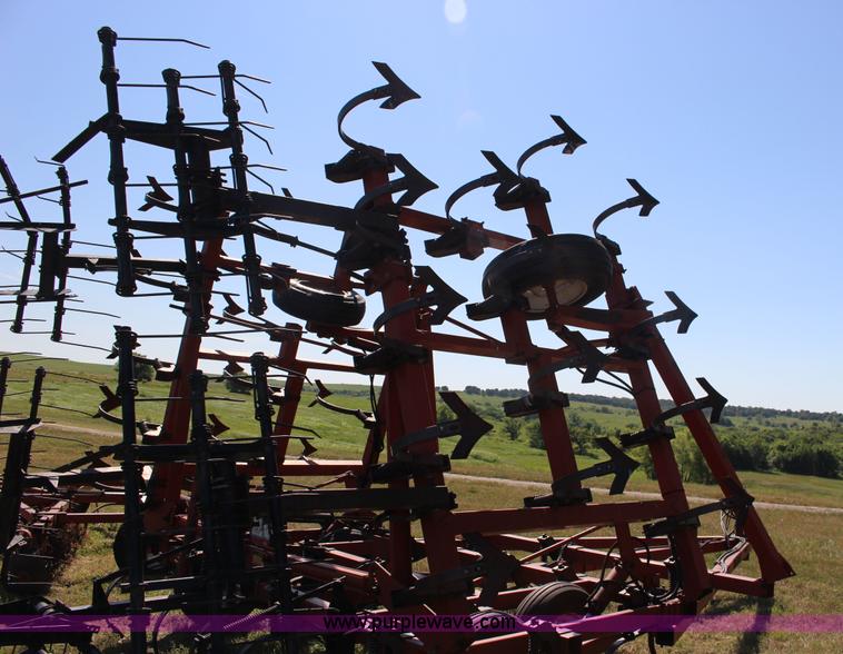 image for item BR9449 Hesston 2210 field cultivator