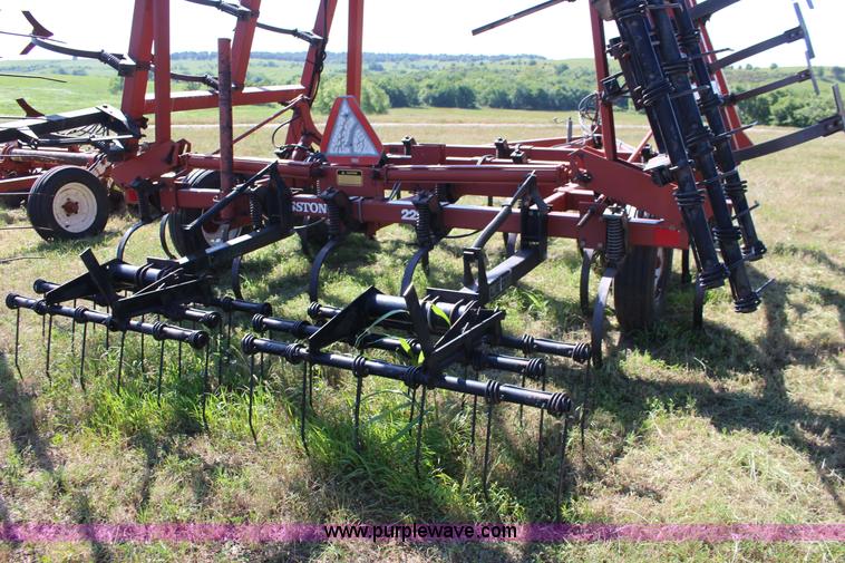 image for item BR9449 Hesston 2210 field cultivator