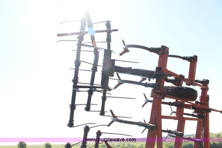 image for item BR9449 Hesston 2210 field cultivator