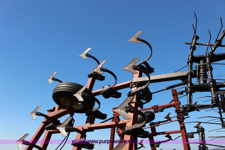 image for item BR9449 Hesston 2210 field cultivator