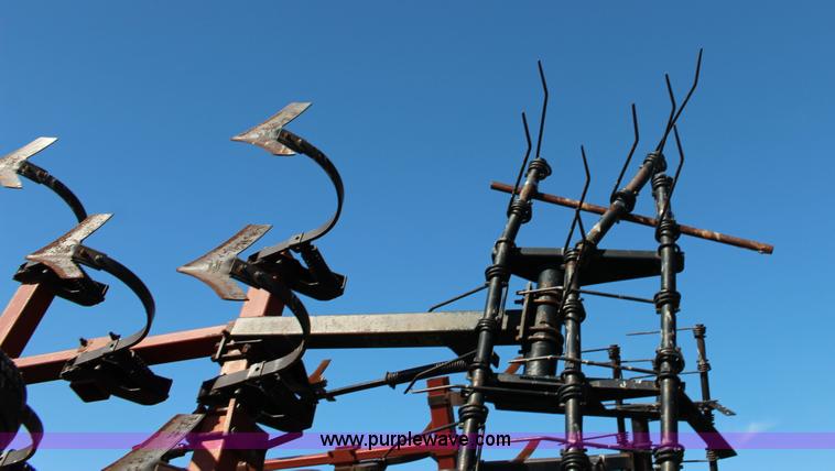 image for item BR9449 Hesston 2210 field cultivator