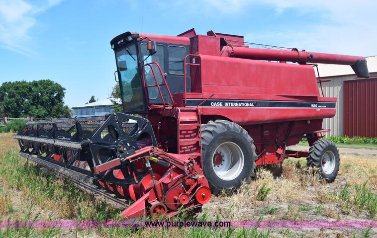 image for item F7898 1991 Case IH 1680 Axial-Flow combine