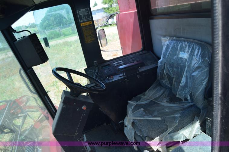 image for item F7898 1991 Case IH 1680 Axial-Flow combine