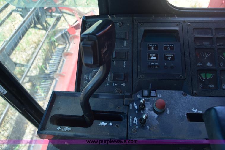 image for item F7898 1991 Case IH 1680 Axial-Flow combine