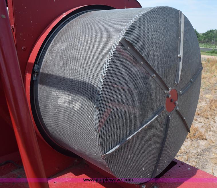 image for item F7898 1991 Case IH 1680 Axial-Flow combine