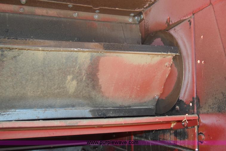 image for item F7898 1991 Case IH 1680 Axial-Flow combine