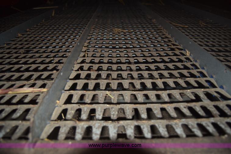 image for item F7898 1991 Case IH 1680 Axial-Flow combine