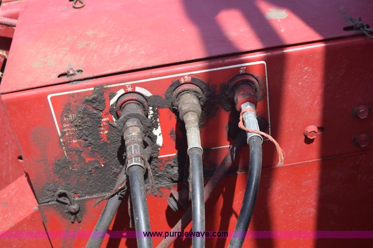 image for item F7898 1991 Case IH 1680 Axial-Flow combine