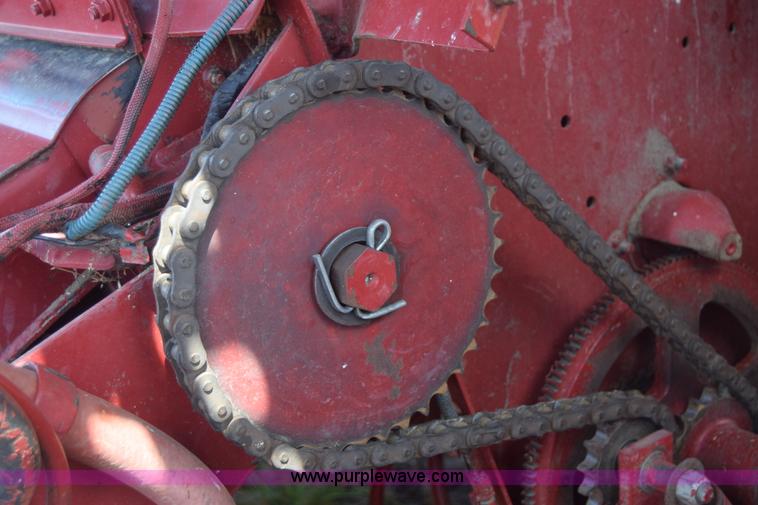 image for item F7898 1991 Case IH 1680 Axial-Flow combine