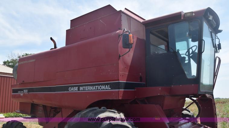 image for item F7898 1991 Case IH 1680 Axial-Flow combine