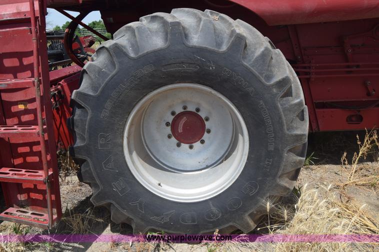 image for item F7898 1991 Case IH 1680 Axial-Flow combine