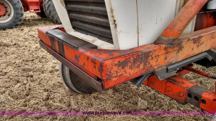 image for item F7942 Case 1270 Agri King tractor