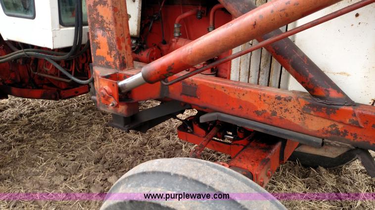 image for item F7942 Case 1270 Agri King tractor